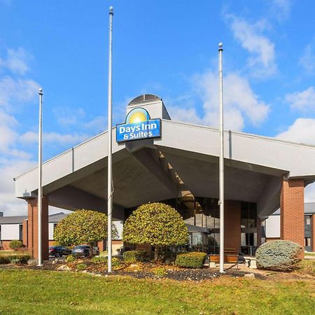 Days Inn & Suites By Wyndham Northwest Indianapolis Exteriör bild