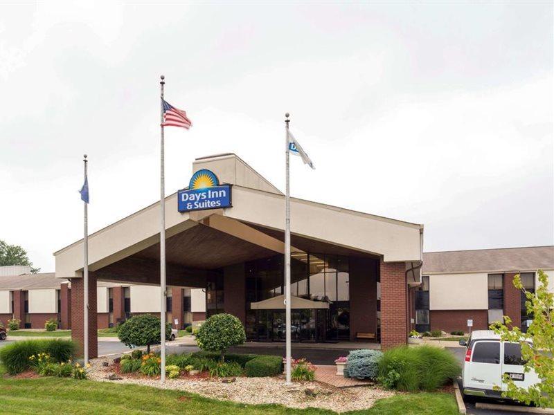 Days Inn & Suites By Wyndham Northwest Indianapolis Exteriör bild